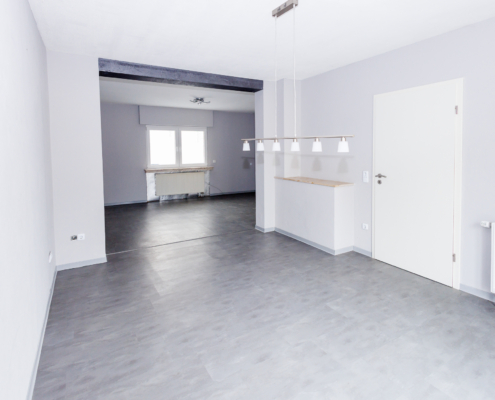 Wohn-Essbereich in der Länge