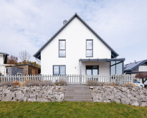 Hausansicht aus dem Garten