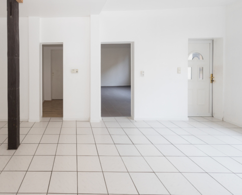 Ladenbereich mit diversen Zugangsmöglichkeiten