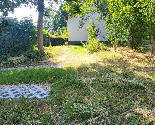 Breite des Grundstücks